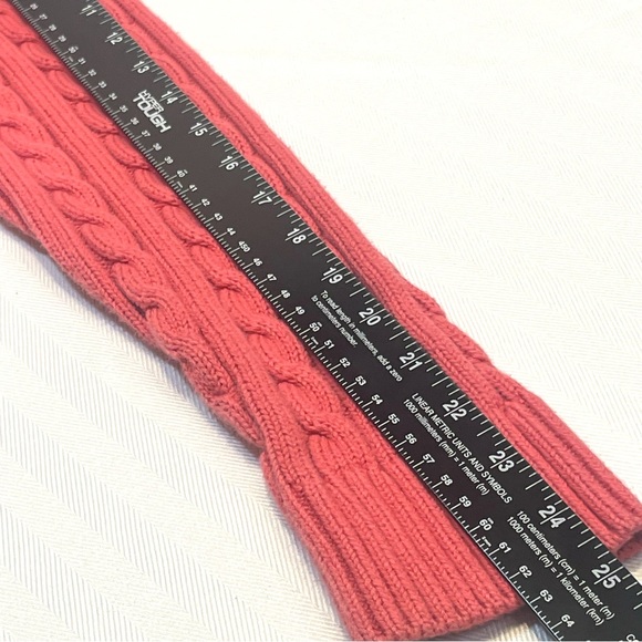 L.L. Bean Women's Coral Cable Knit Sweater Size L - Picture 9 of 10